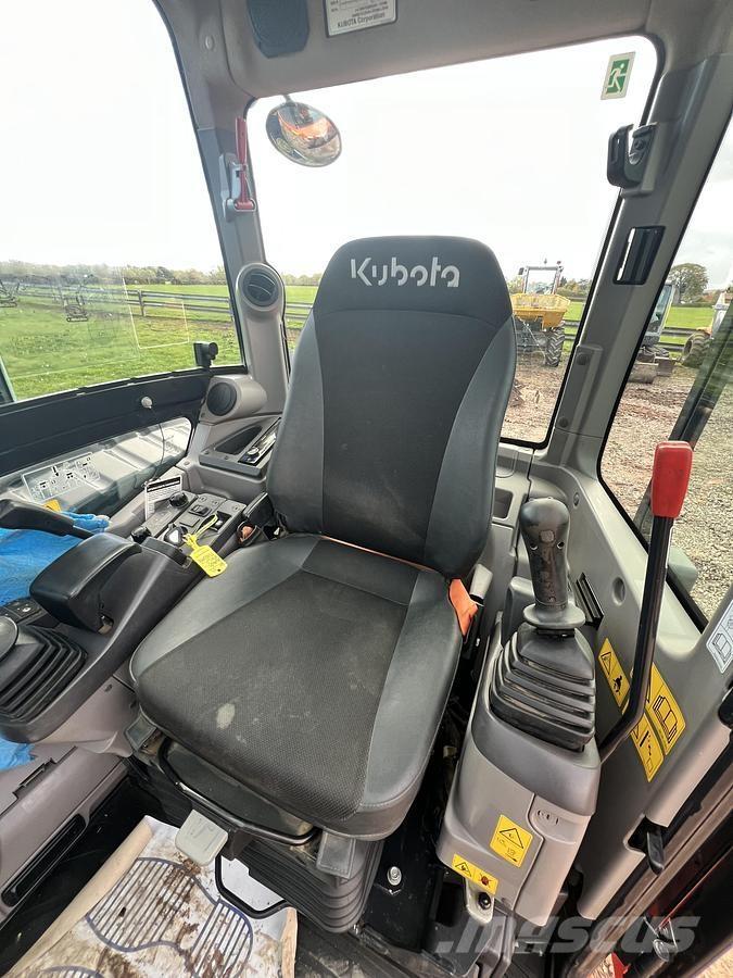 Kubota U56-5 Špeciálne bagre