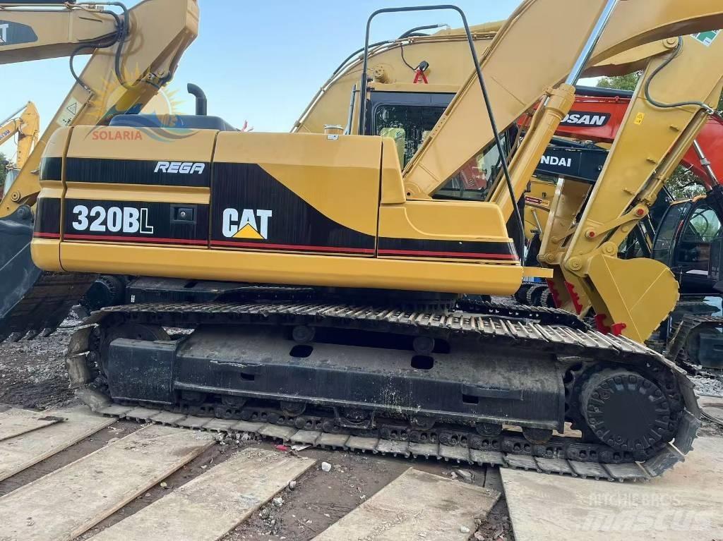 CAT 320 B L Pásové rýpadlá