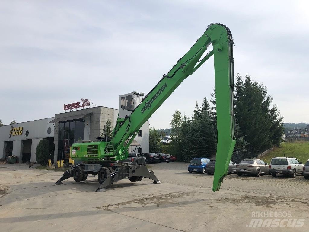 Sennebogen 830 Stroje pre manipuláciu s odpadom