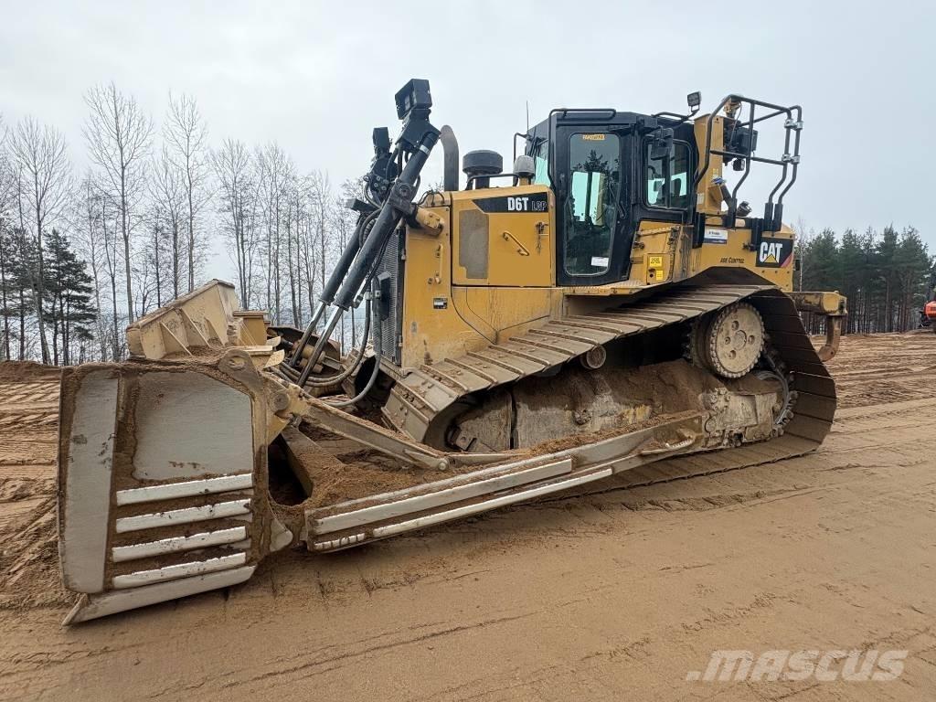 CAT D 6 T LGP Pásové dozéry