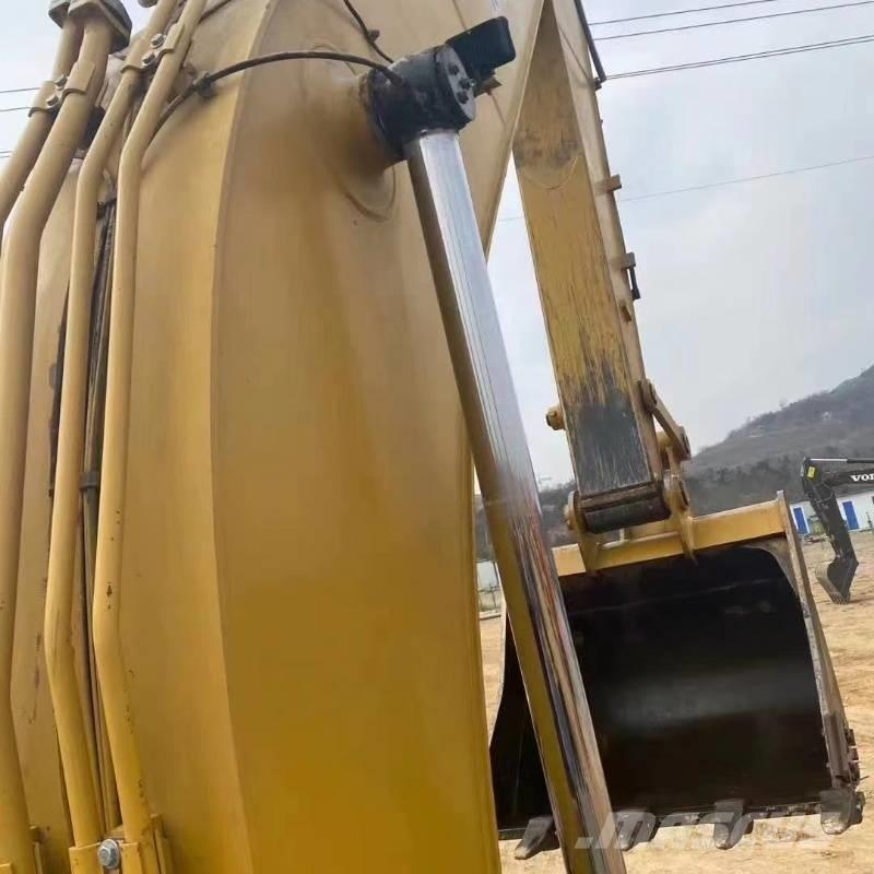 CAT 329 D Pásové rýpadlá