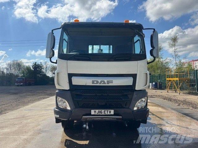 DAF CF 400 Hákový nosič kontajnerov