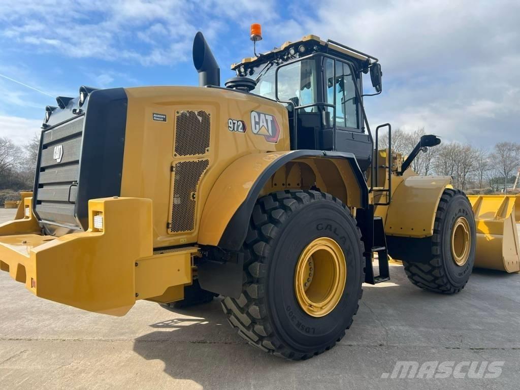 CAT 972 Kolesové nakladače