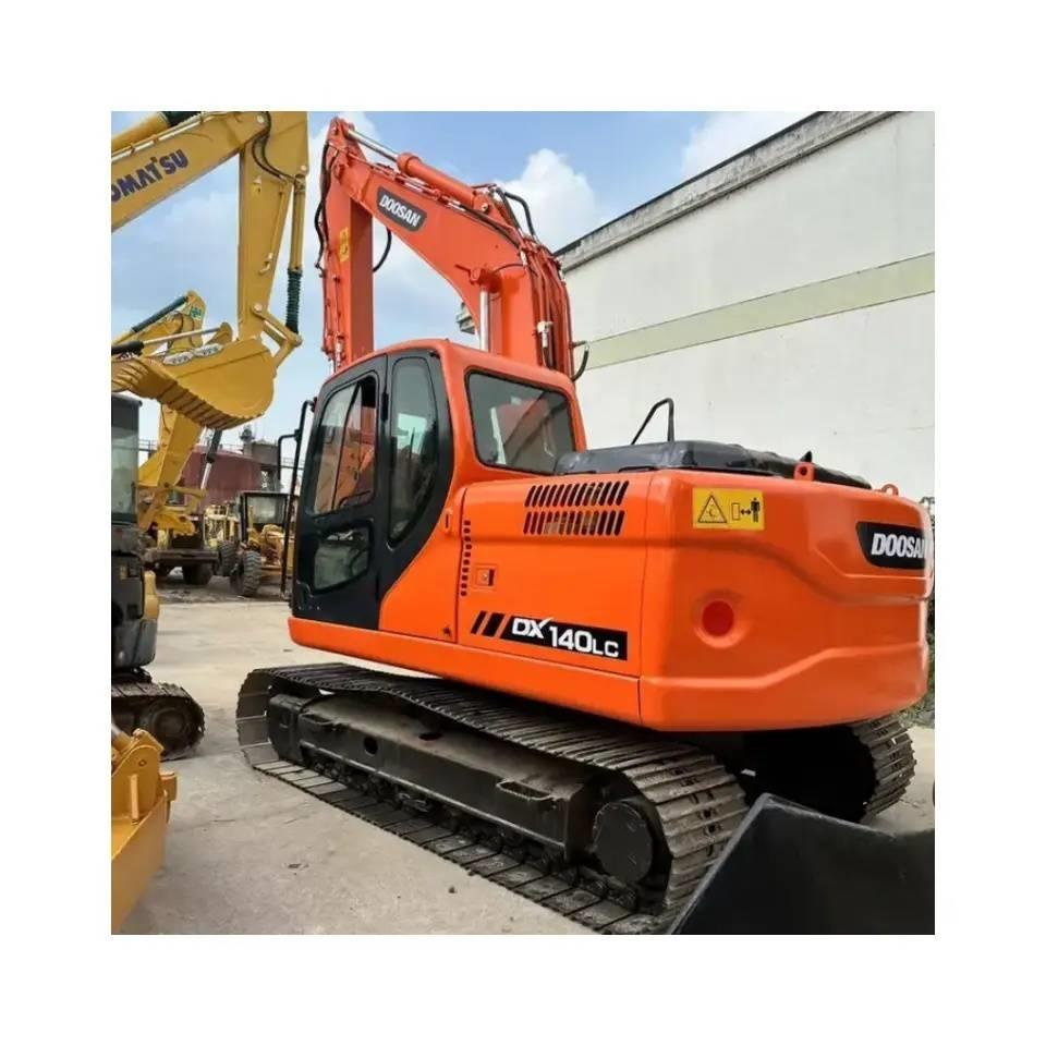 Doosan DX 140 LC Pásové rýpadlá