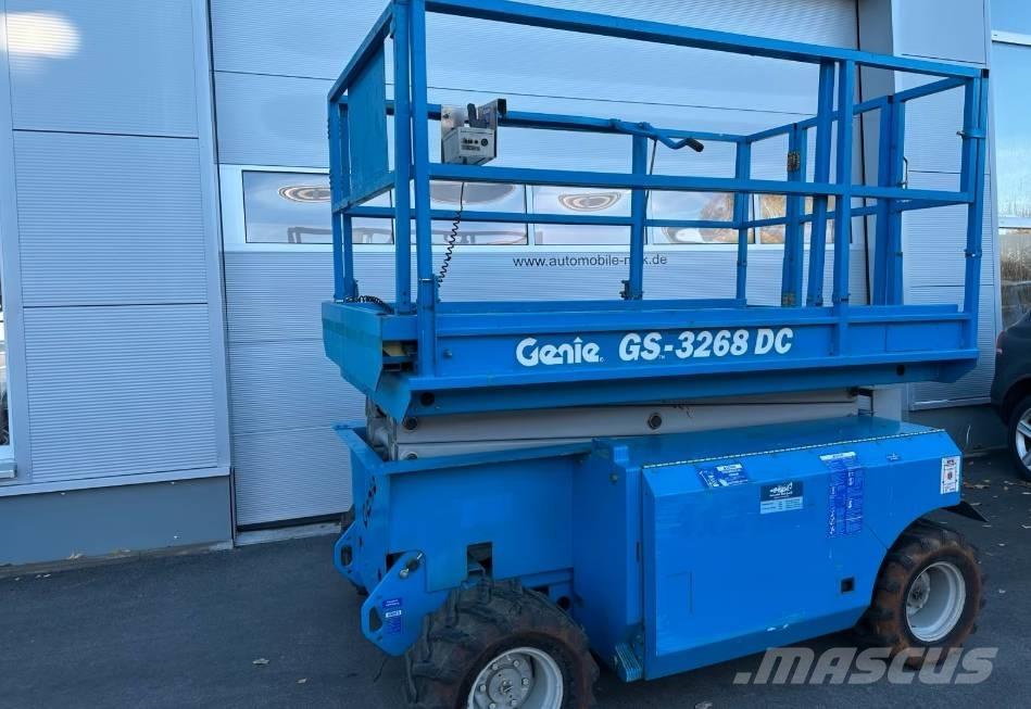 Genie GS 3268 Nožnicové zdvíhacie plošiny
