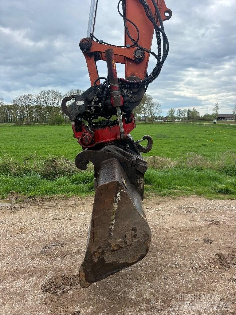 Hitachi ZX 140 W T-3 Kolesové rýpadlá
