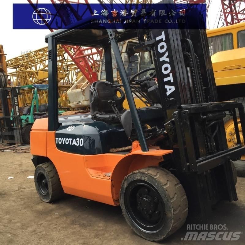 Toyota 7F Dieselové vozíky