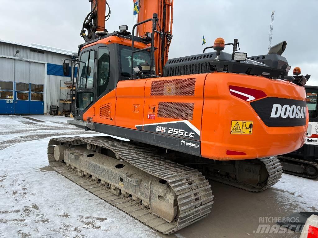 Doosan DX 255 LC-7 Pásové rýpadlá