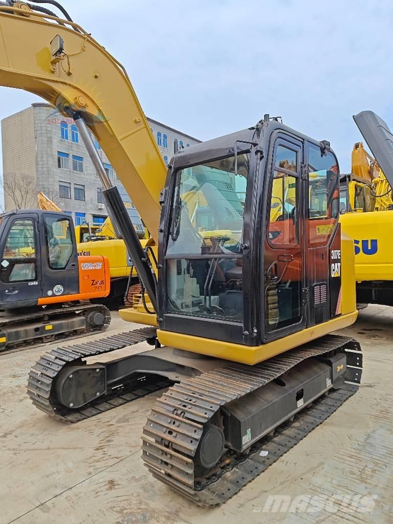 CAT 307E Pásové rýpadlá