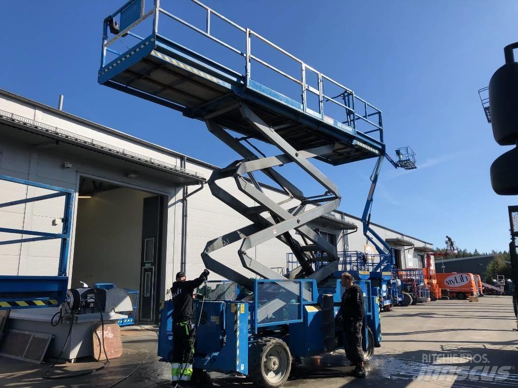 Genie GS 3390 RT Nožnicové zdvíhacie plošiny
