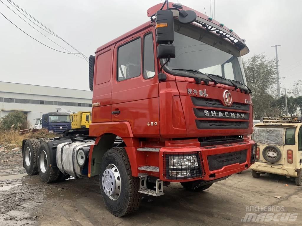 Shacman F3000 6X4 Ťahače