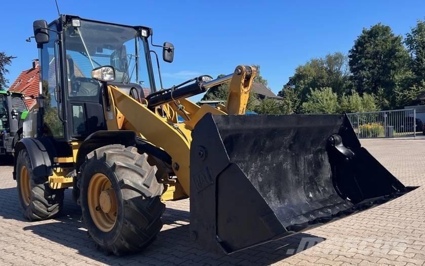 CAT 908M Radlader Kolesové nakladače