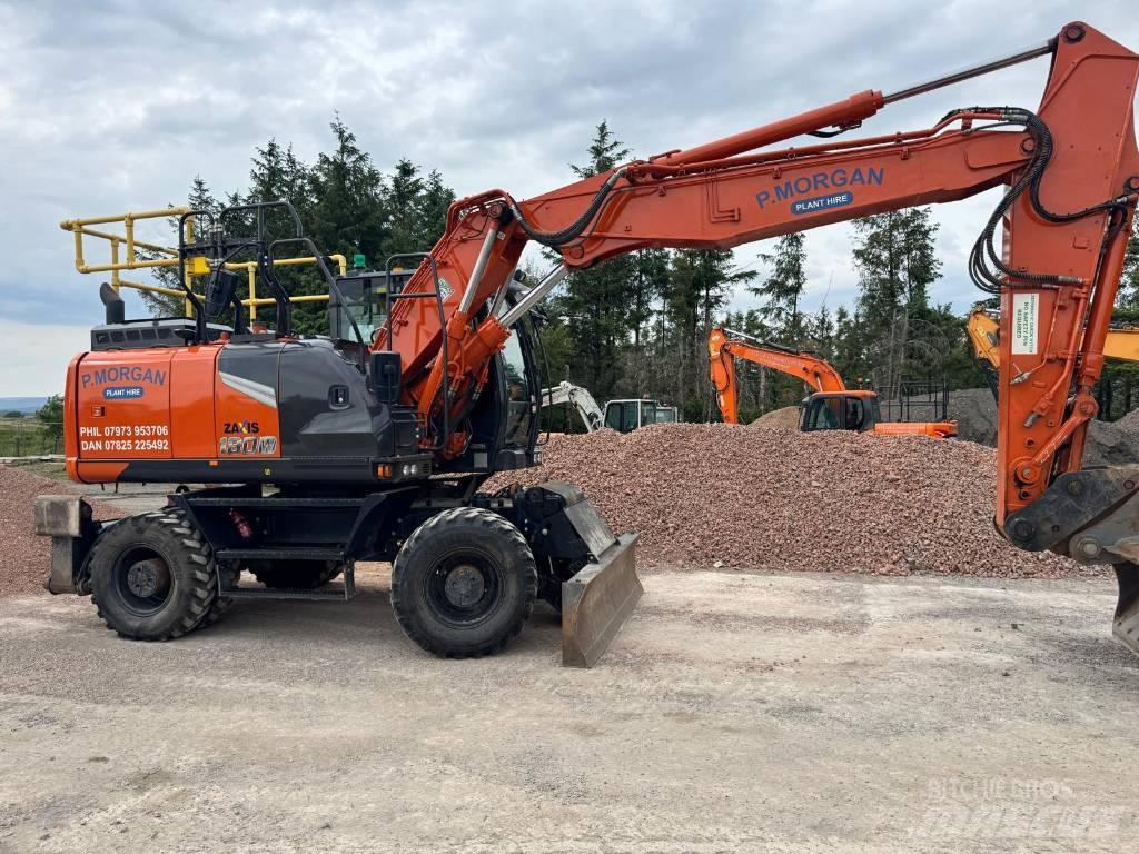 Hitachi ZW 180 Kolesové rýpadlá