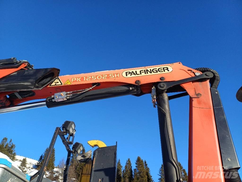 Prinoth T8 Pásové sklápače