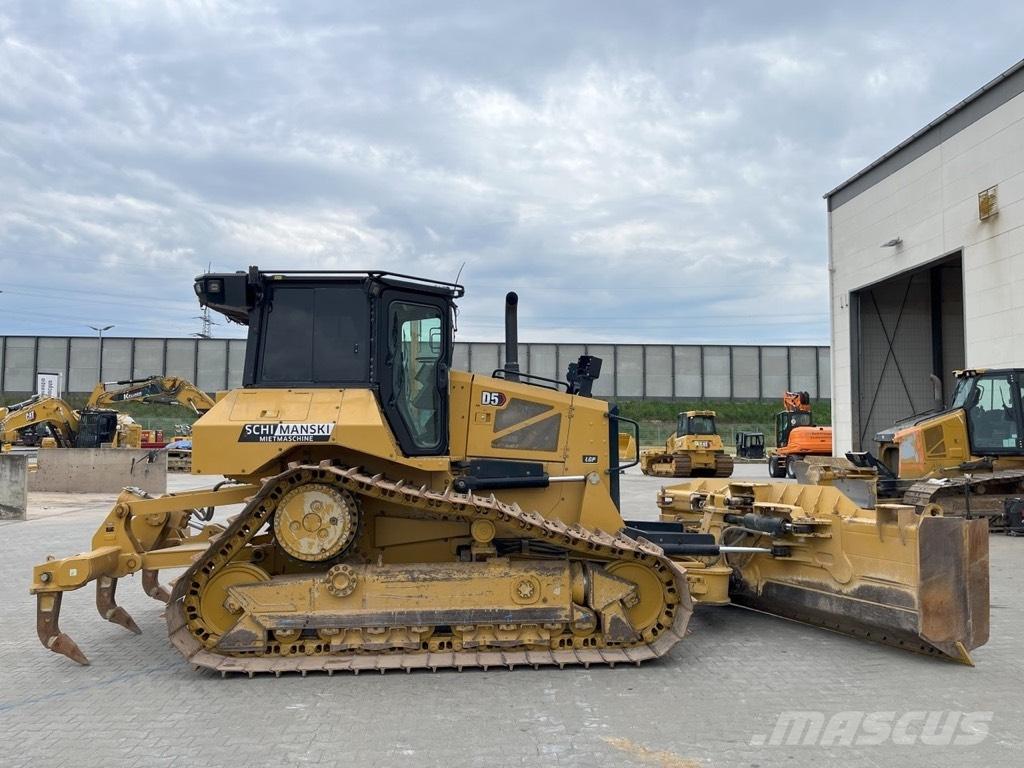CAT D 5 LGP Pásové dozéry