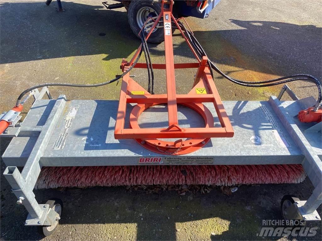 Briri SH 215 Zametacie stroje