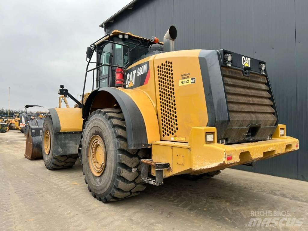 CAT 980M Kolesové nakladače