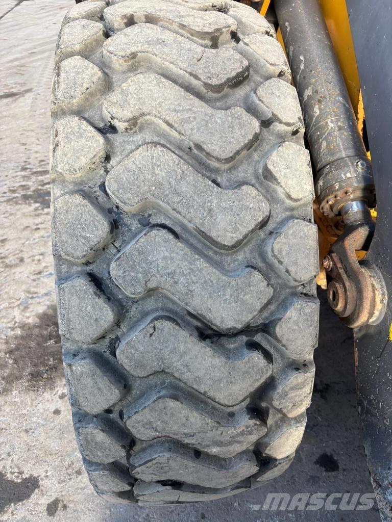 Volvo L 90 H Kolesové nakladače