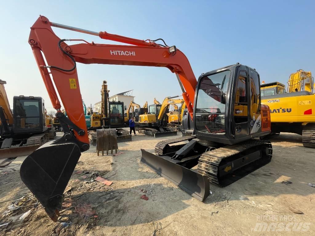 Hitachi ZX 75 Pásové rýpadlá