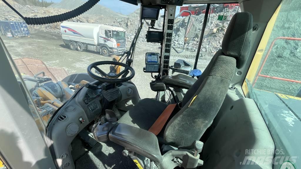 Volvo L 260 H Kolesové nakladače