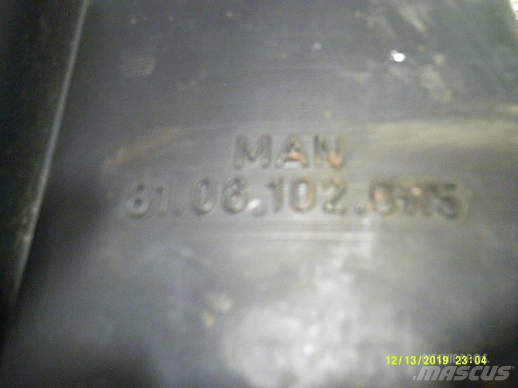 MAN TGX   81061026115 Radiátory