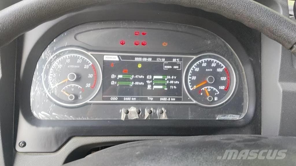 Zoomlion ZTC 500 V Univerzálne terénne žeriavy