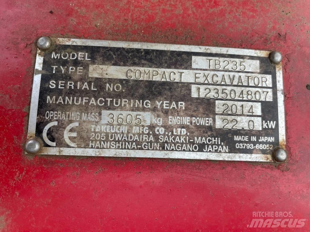 Takeuchi TB 235 Mini rýpadlá < 7t