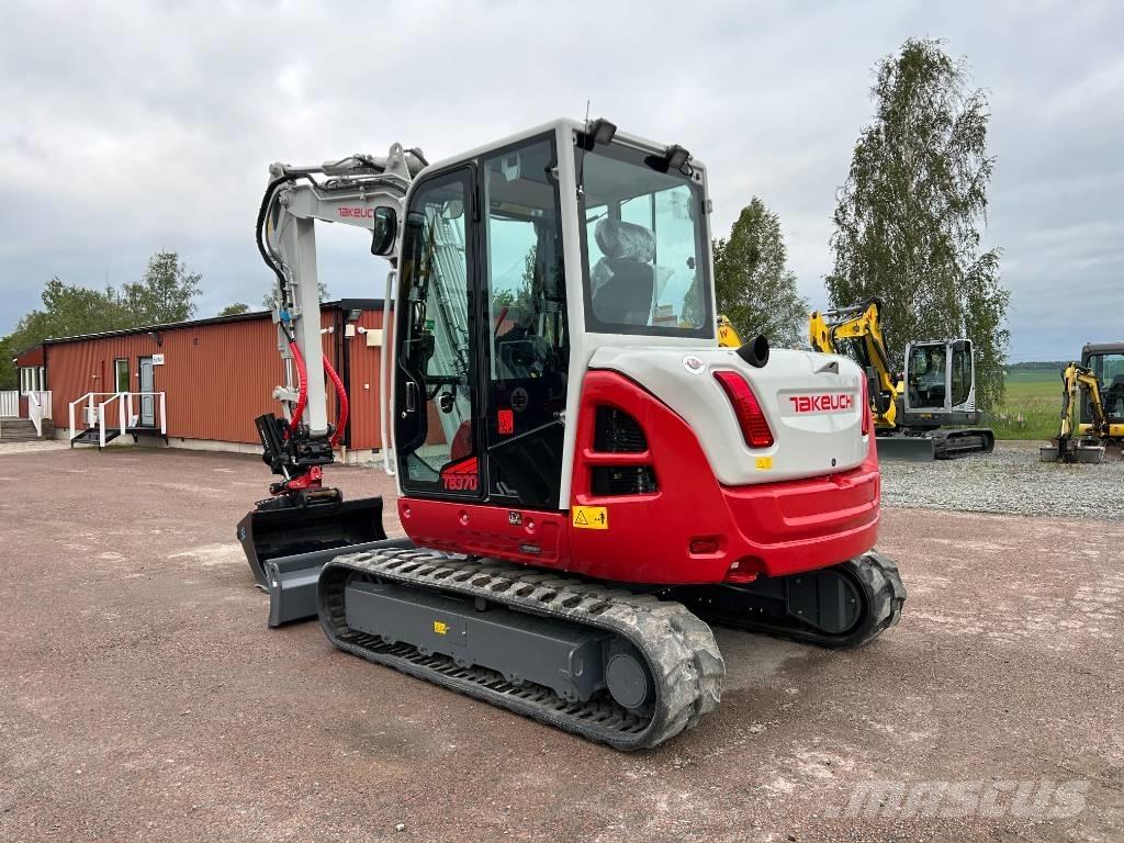 Takeuchi TB370 Midi rýpadlá 7 t - 12 t