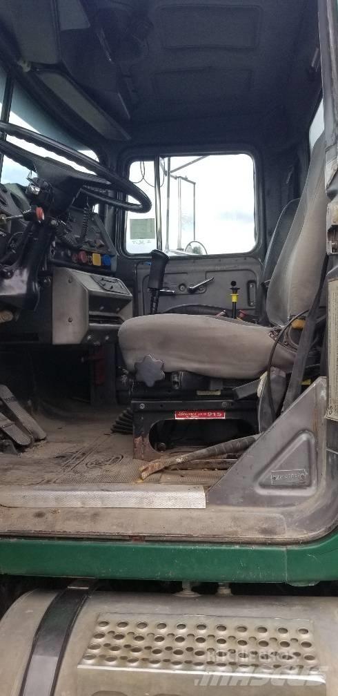 Mack RD 350 Sklápače