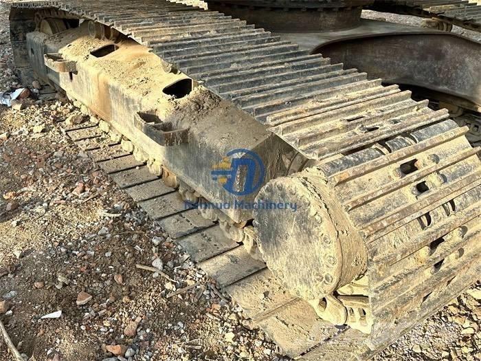 Komatsu PC200-8 Pásové rýpadlá