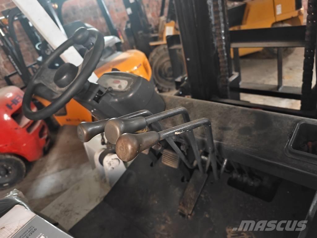 TCM FD 70 Z8 Dieselové vozíky