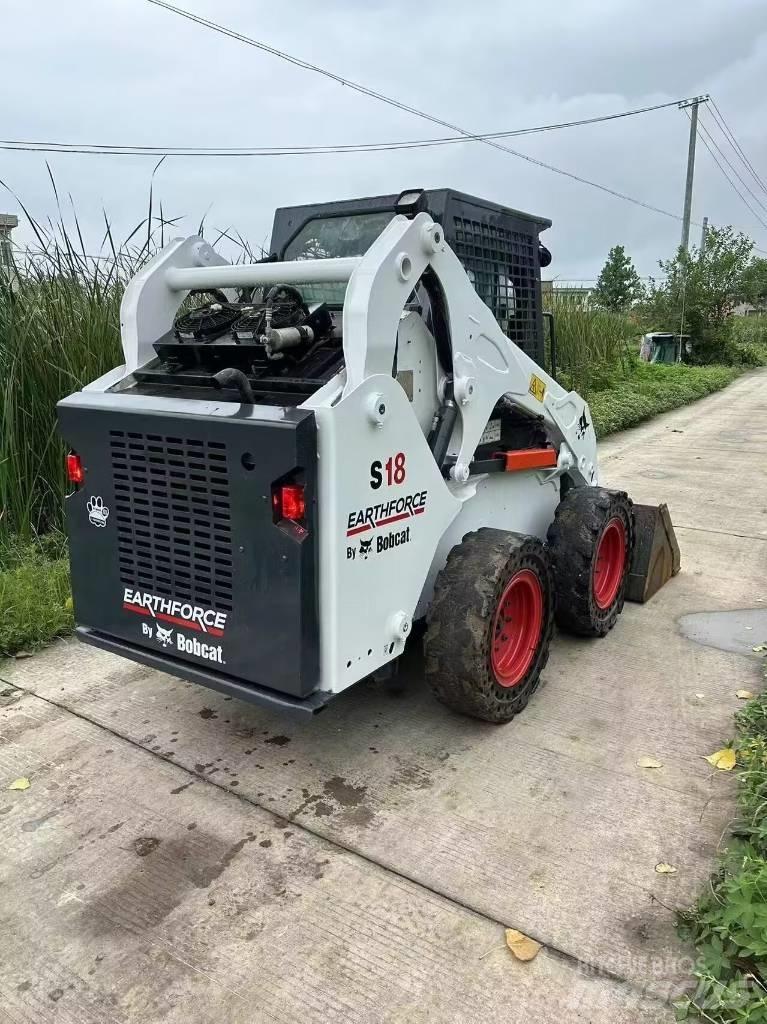 Bobcat S 18 Šmykom riadené nakladače