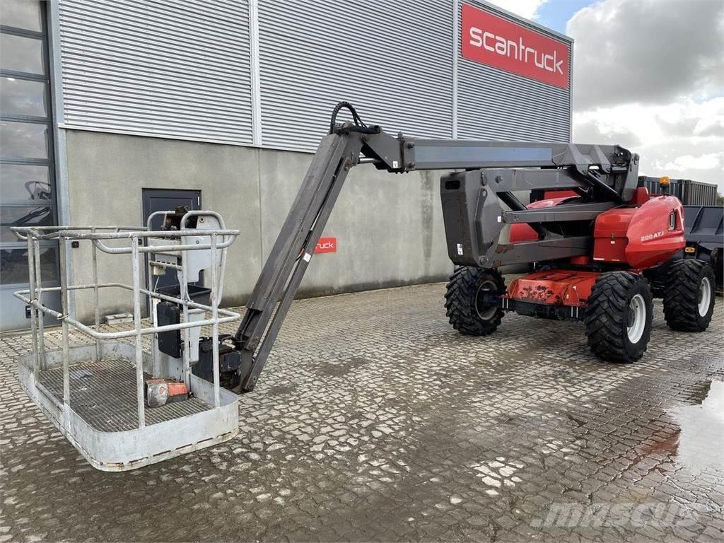 Manitou 200ATJ RC Kĺbové plošiny