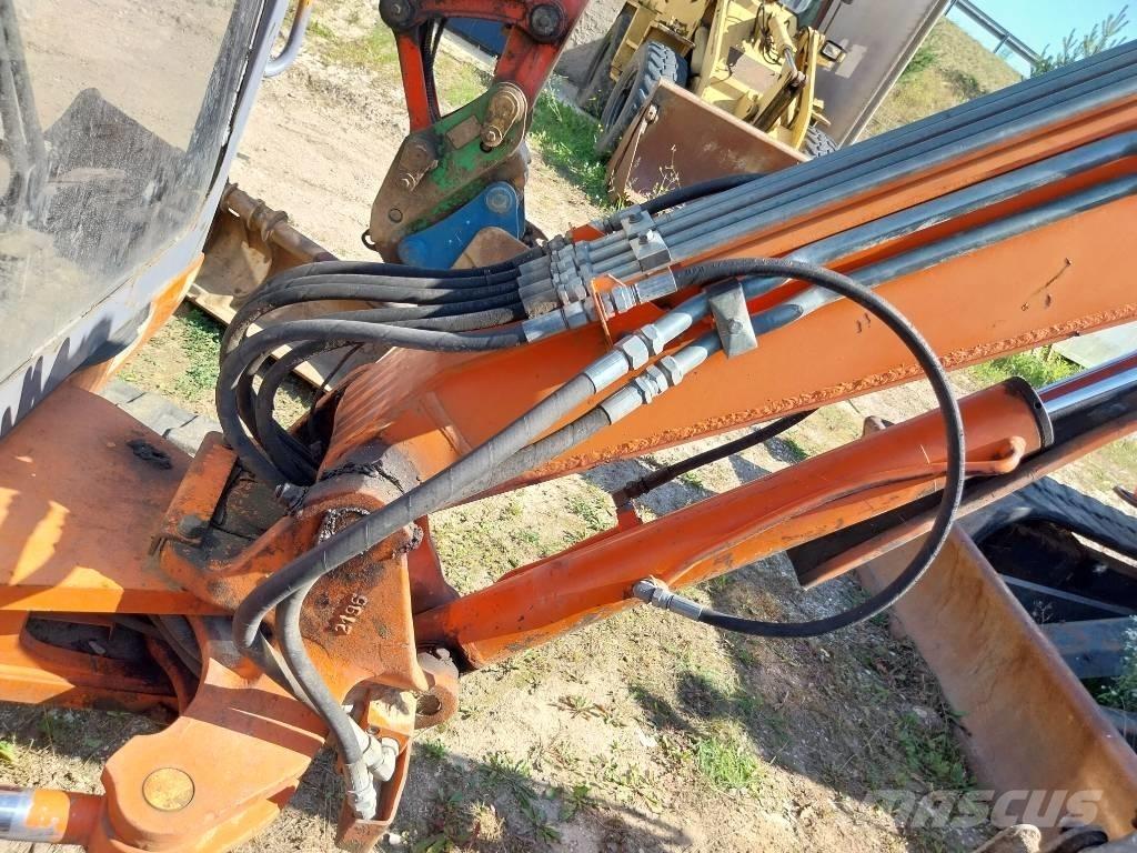 Hitachi EX 30-2 Mini rýpadlá < 7t