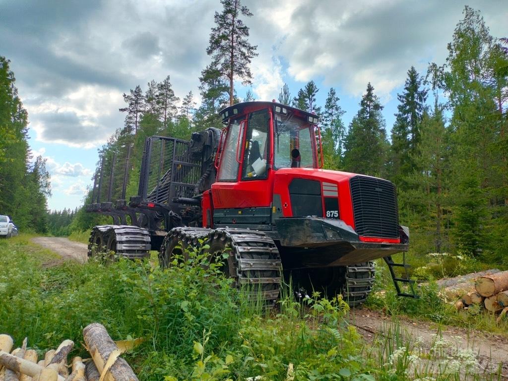 Komatsu 875 Lesné traktory