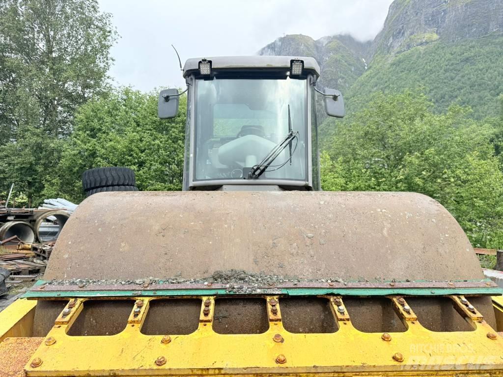 Volvo SD 160 D X Ťahačové valce