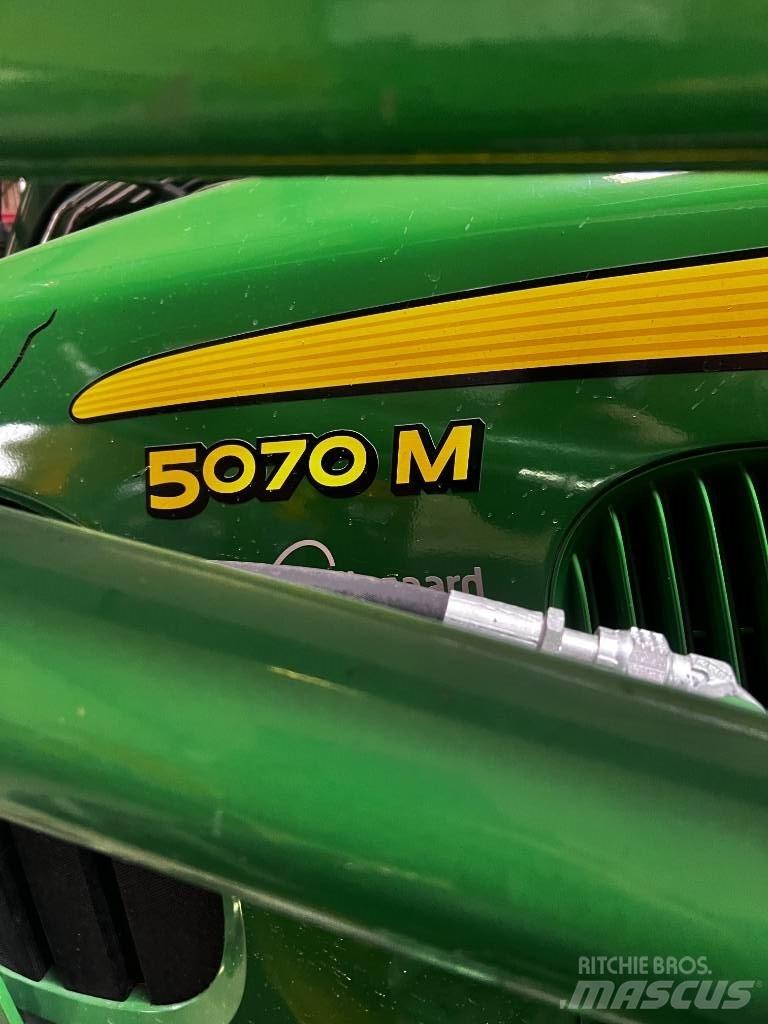 John Deere 5070 M Traktory