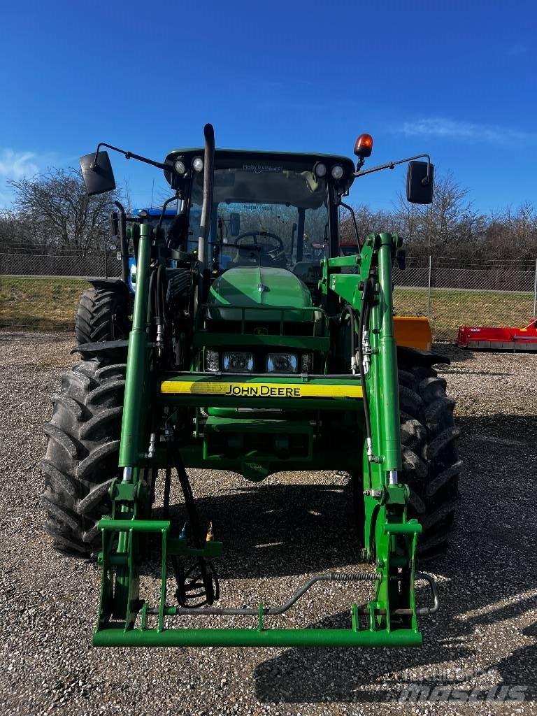 John Deere 5070 M Traktory
