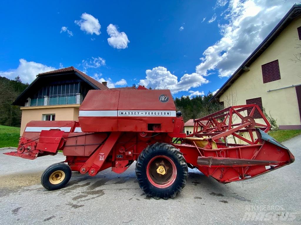 Massey Ferguson 187 Kombinované zberacie stroje