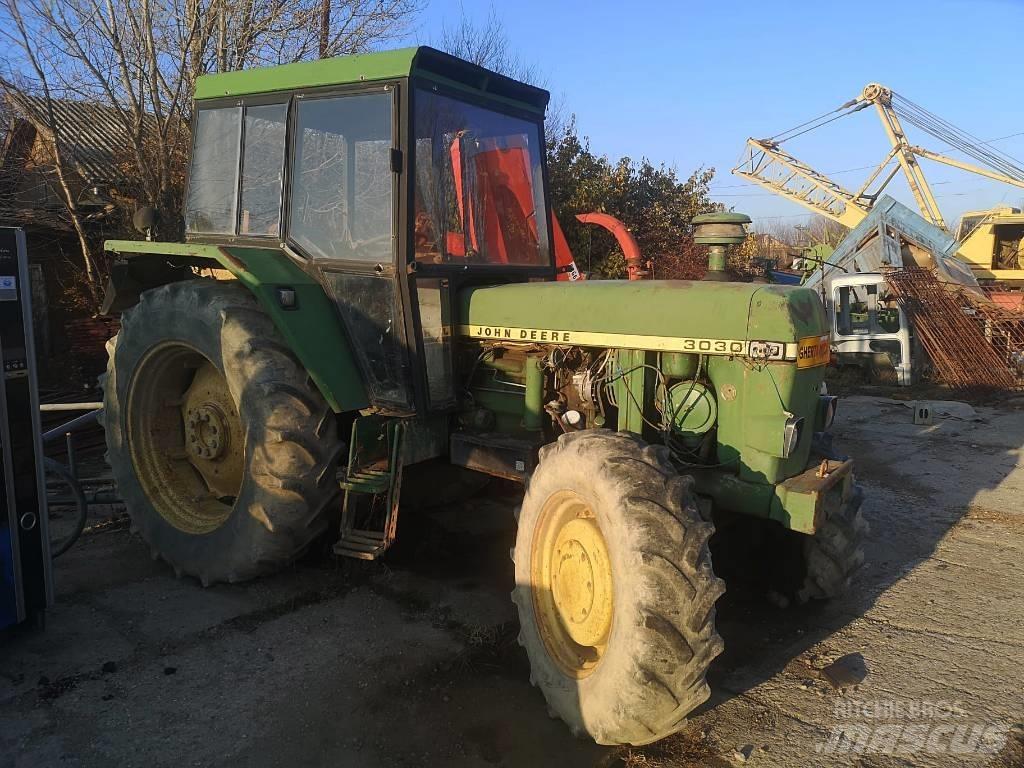 John Deere 3030 Traktory