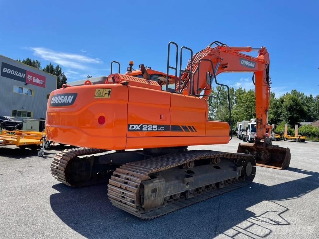 Doosan DX 225 LC-3 Pásové rýpadlá