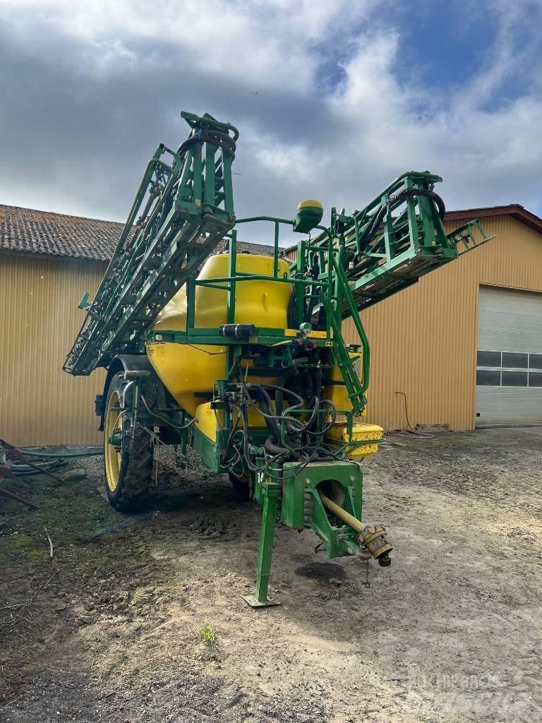 John Deere 840 Ťahané postrekovače