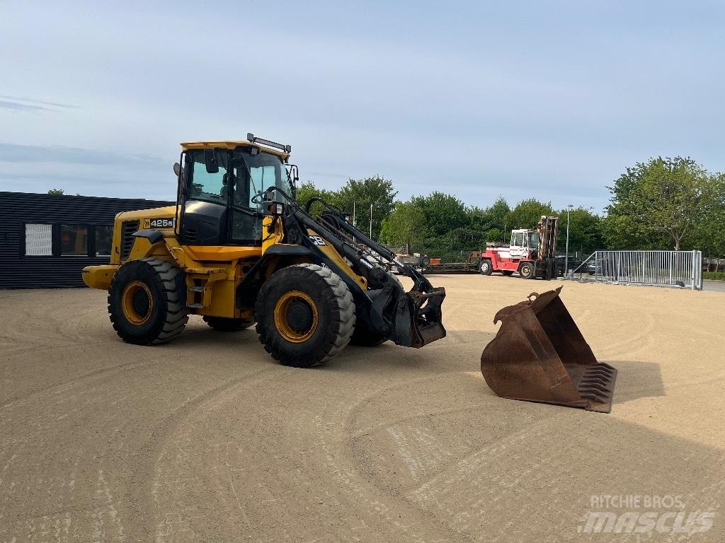 JCB 426 E HT Kolesové nakladače