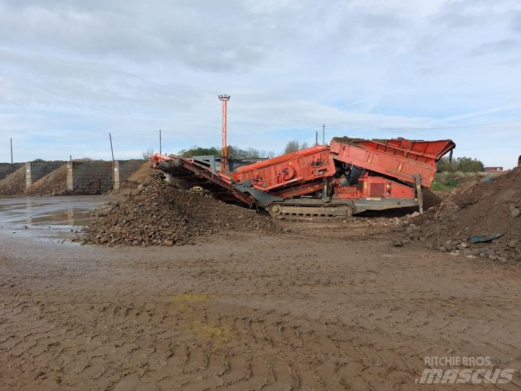 Terex Finlay 883 Mobilné triediče