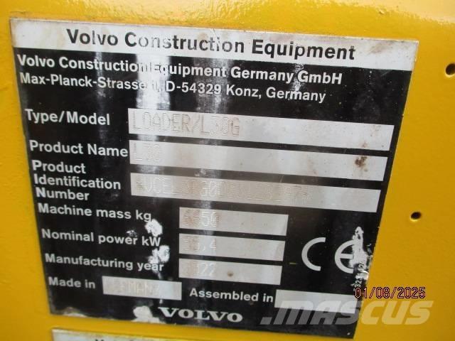 Volvo L 30 Kolesové nakladače
