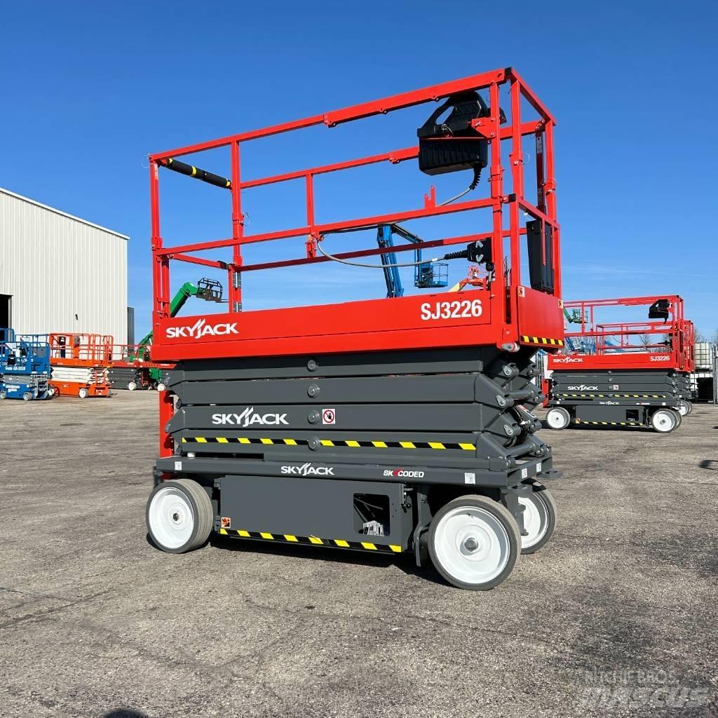 SkyJack SJ 3226 Nožnicové zdvíhacie plošiny