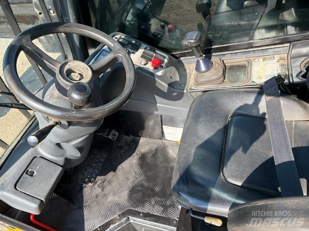 JCB TLT 30 D Teleskopické manipulátory