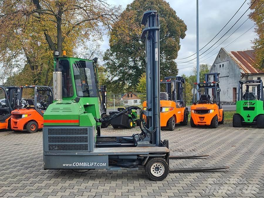Combilift C4000 4 cestné vysokozdvižné vozíky