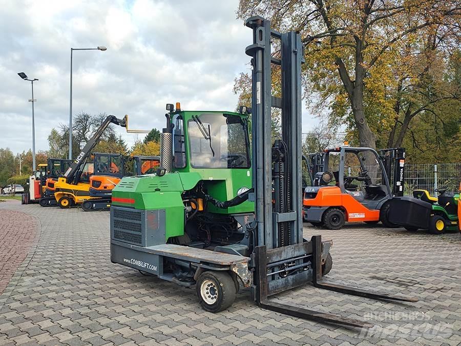 Combilift C4000 4 cestné vysokozdvižné vozíky