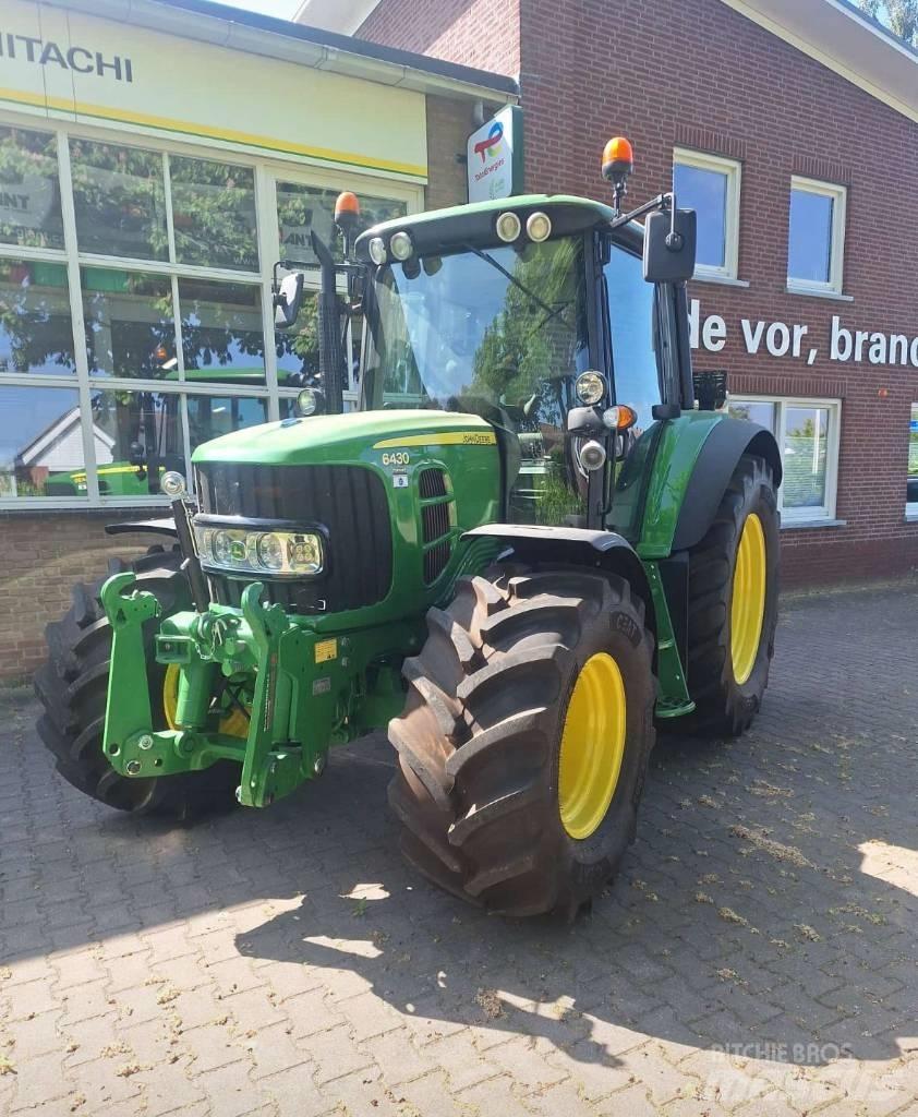 John Deere 6430 Traktory
